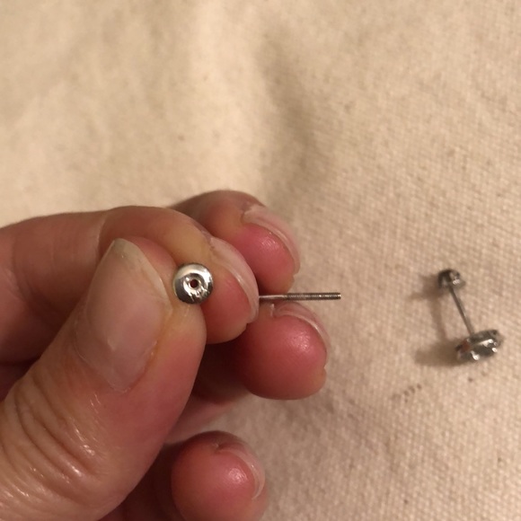 💎 Pompeii 3 1 ct. tw. 14k gold screw back earrings - Picture 7 of 16